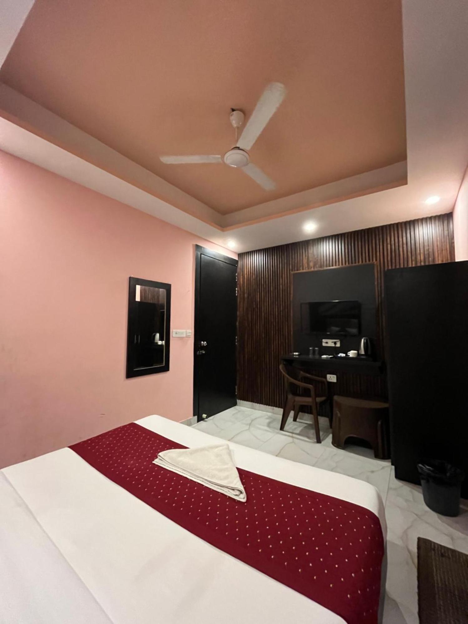 Jupiter Plaza- A Brand Of The Reality Hotel