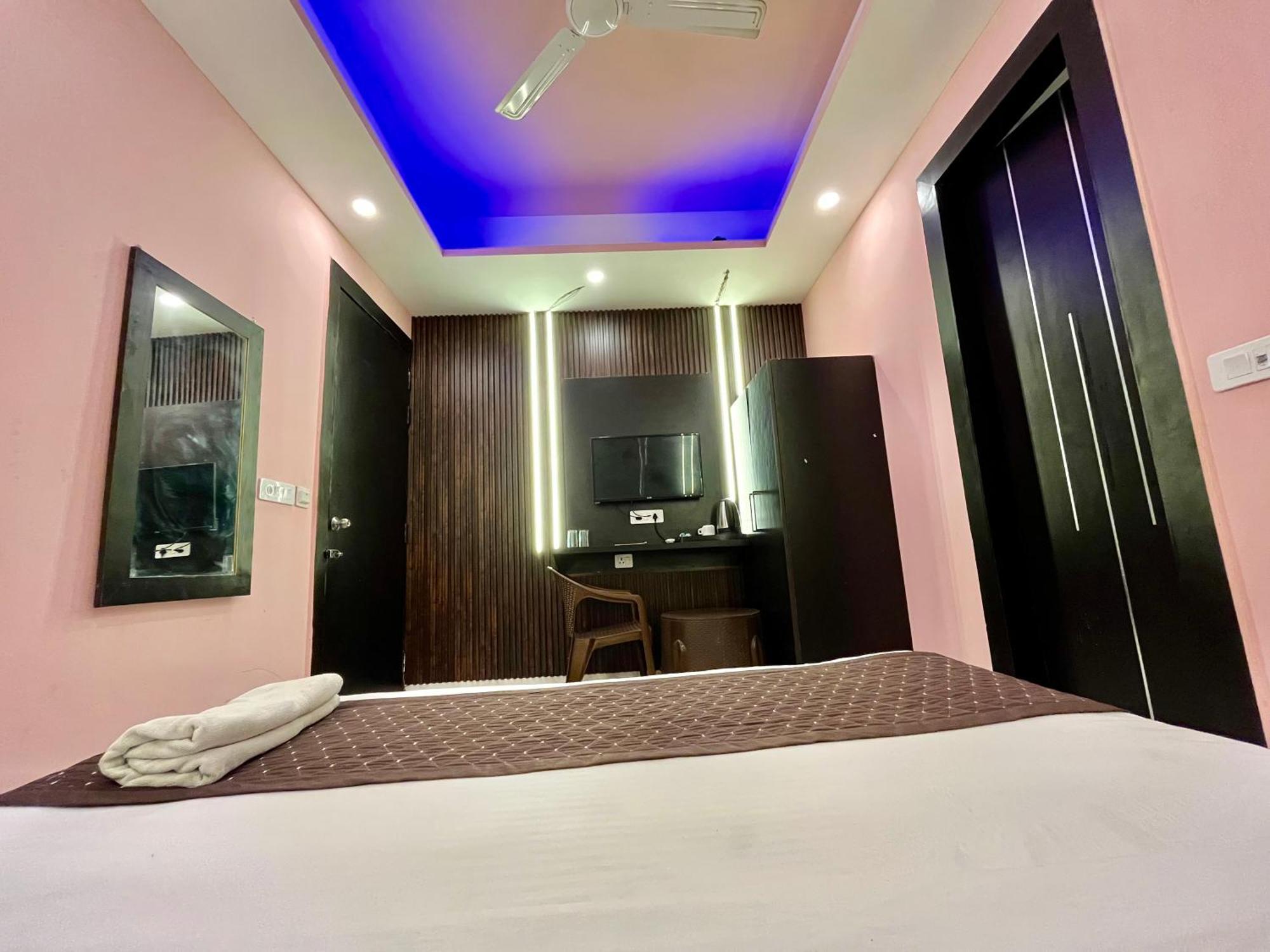 Jupiter Plaza- A Brand Of The Reality Hotel